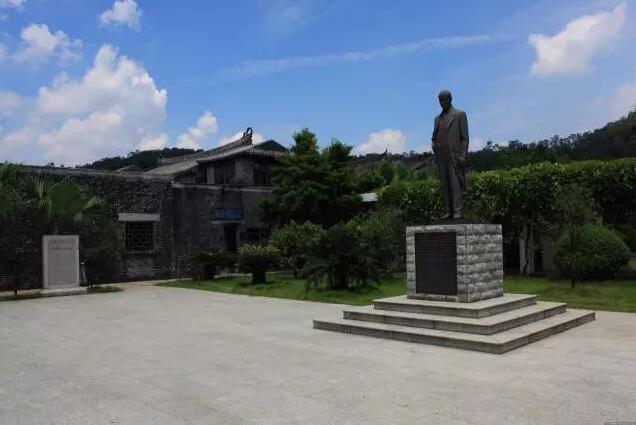 e04ff6ae6a3cb683ee16412a21004600.jpg QQ截圖20170908093612.jpg